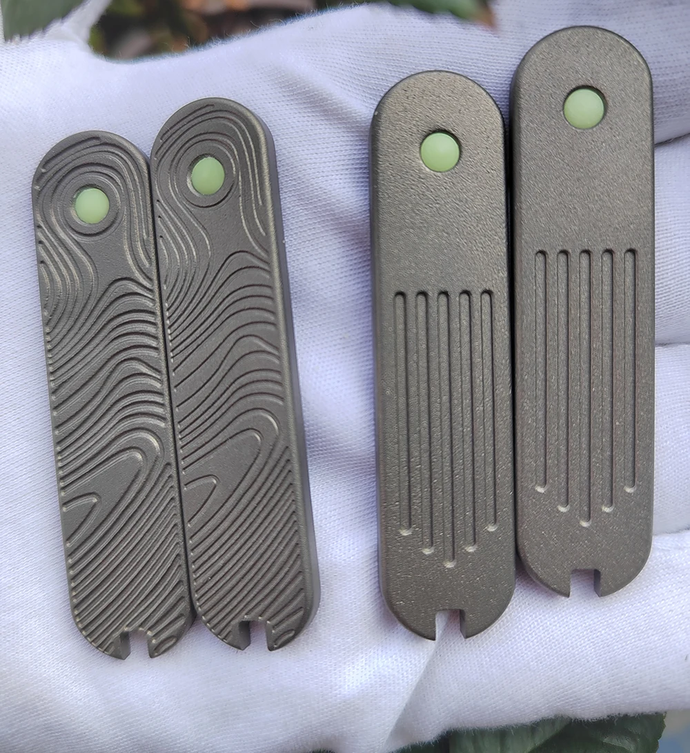 Cuchillo de 58 mm con mango de titanio y escamas luminosas, piezas de repuesto SAK