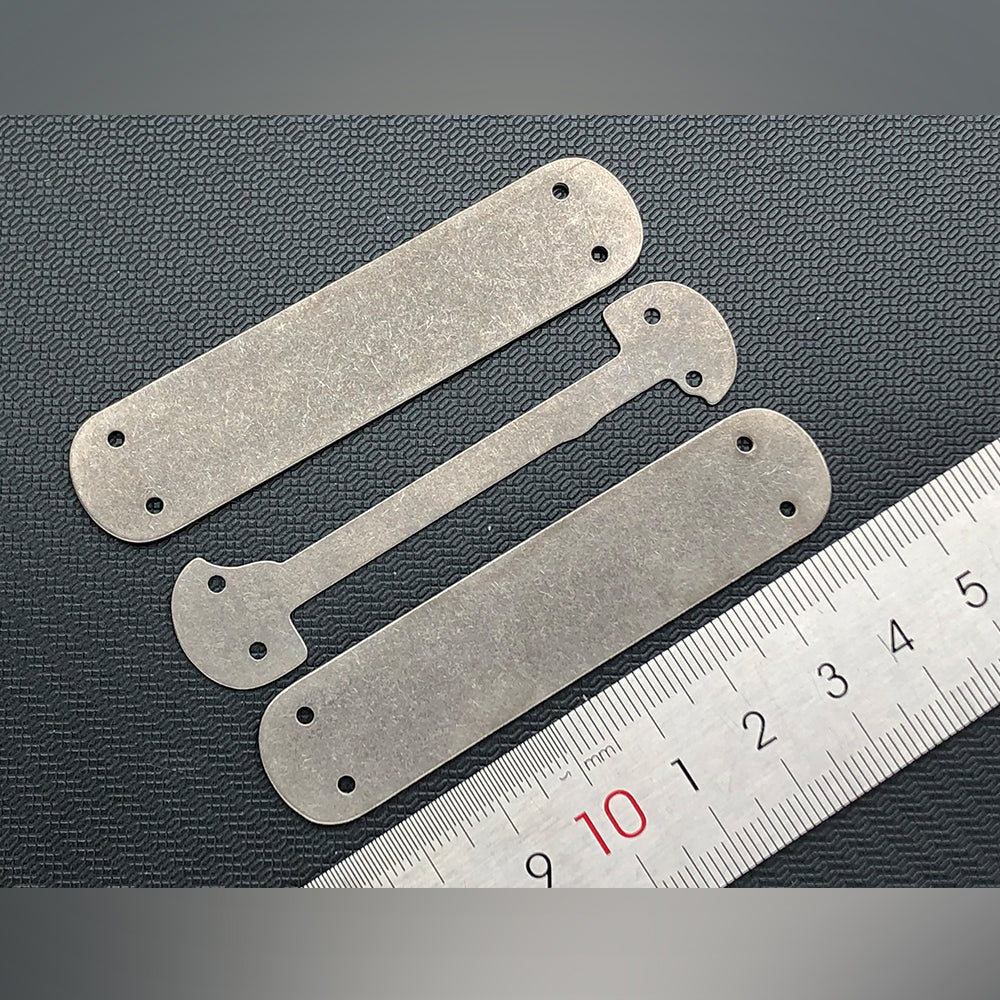 Cuchillo multiusos de aleación de titanio de 74 mm con revestimiento SAK
