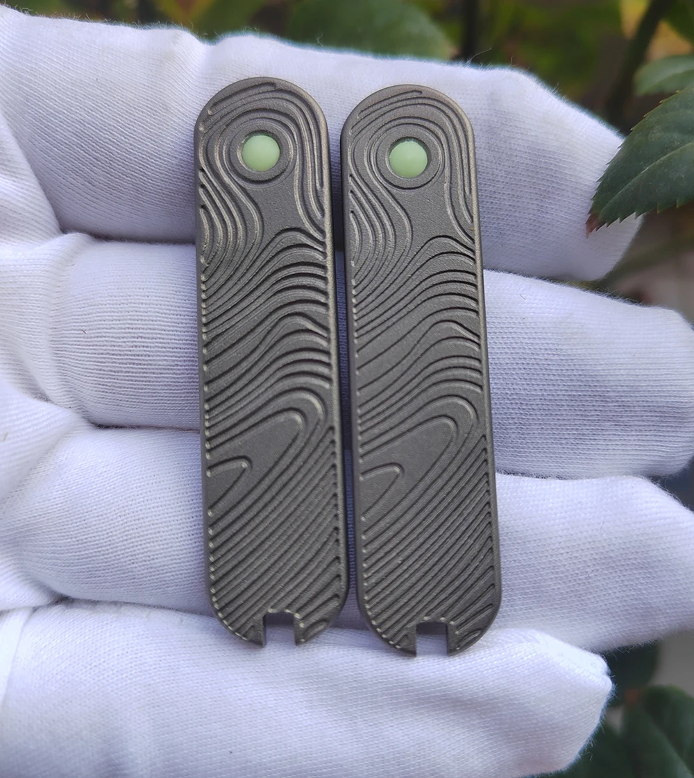 Cuchillo de 58 mm con mango de titanio y escamas luminosas, piezas de repuesto SAK