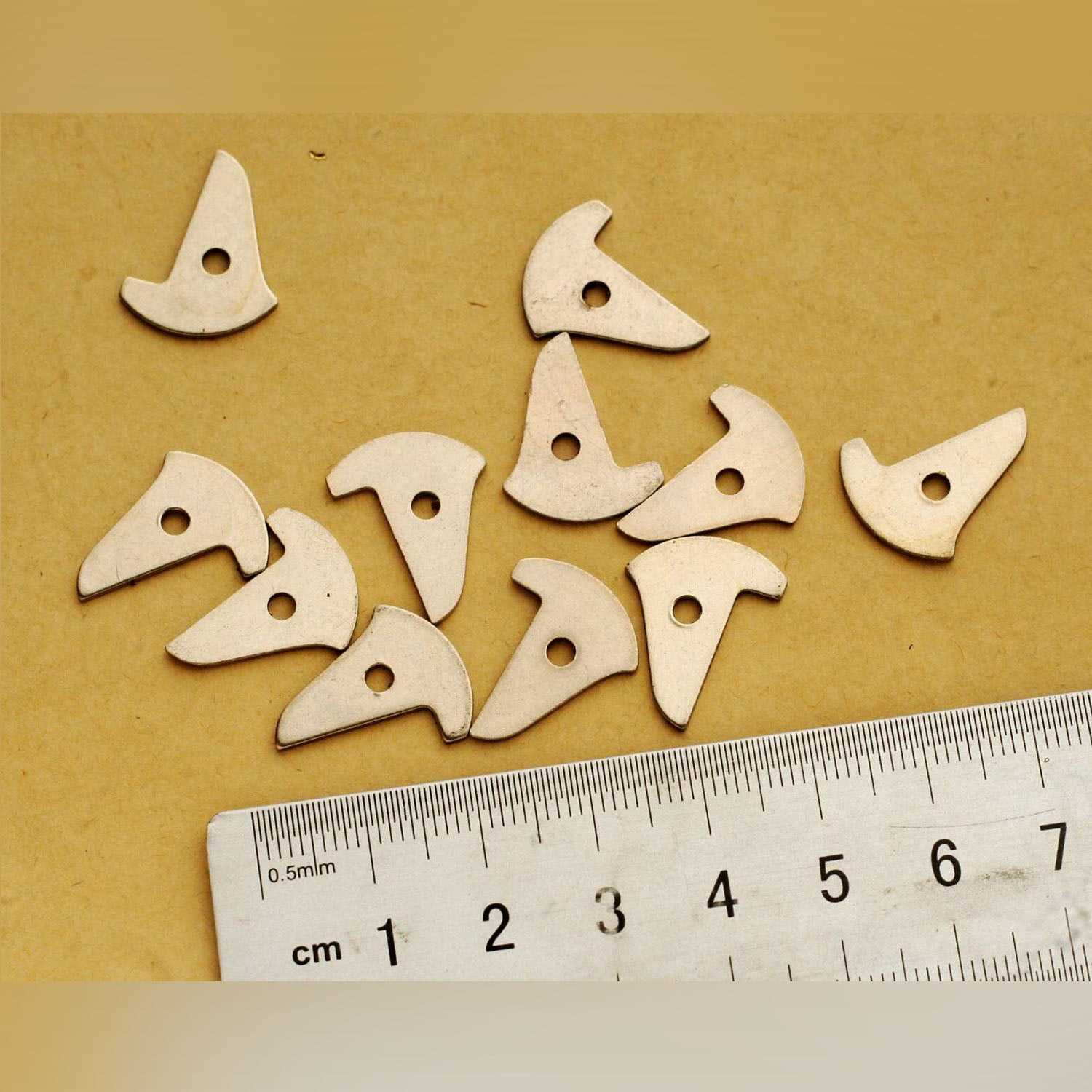 91mm Swiss Army Knife Auxiliary Knife Position Gasket 3-Corner Cupronickel SAK Parts Victorinox swiss army knife tools