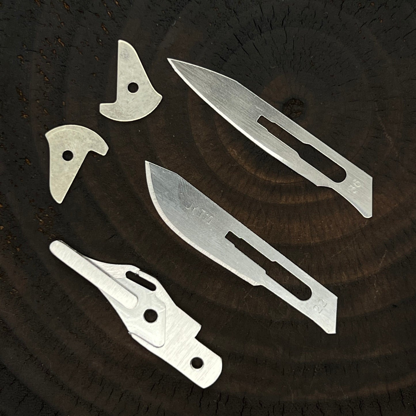 Scalpel Handle with Thumb Hole Fits No36 Blade For 91mm Knife