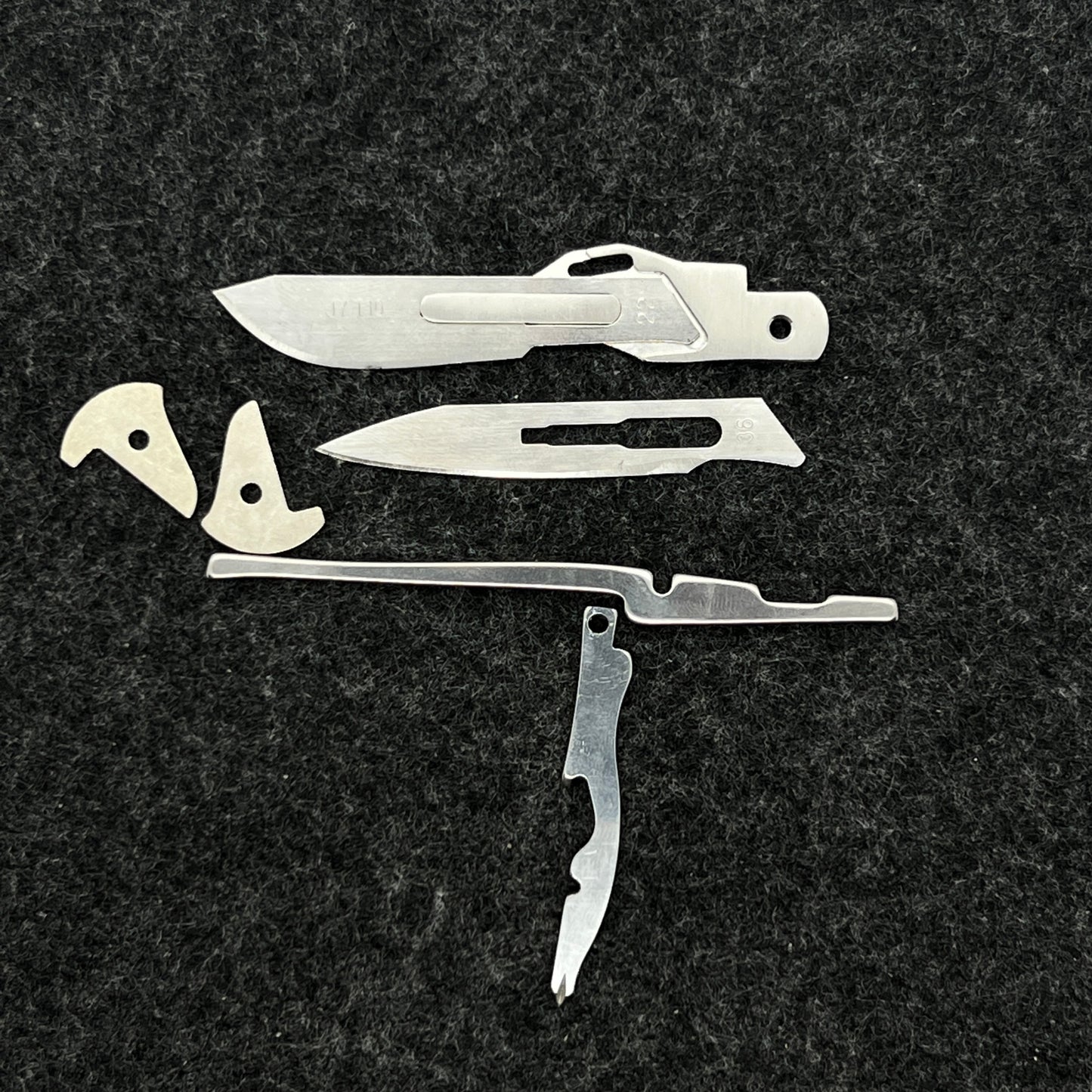 Scalpel Handle with Thumb Hole Fits No36 Blade For 91mm Knife