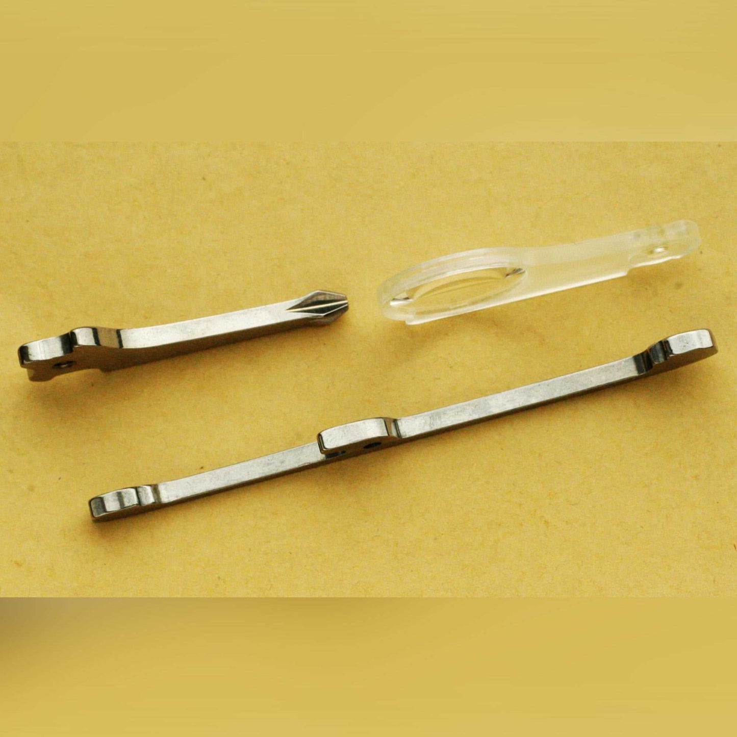 Screwdriver & Magnifying Glass Replacement Part for 91mm SAK Parts tools